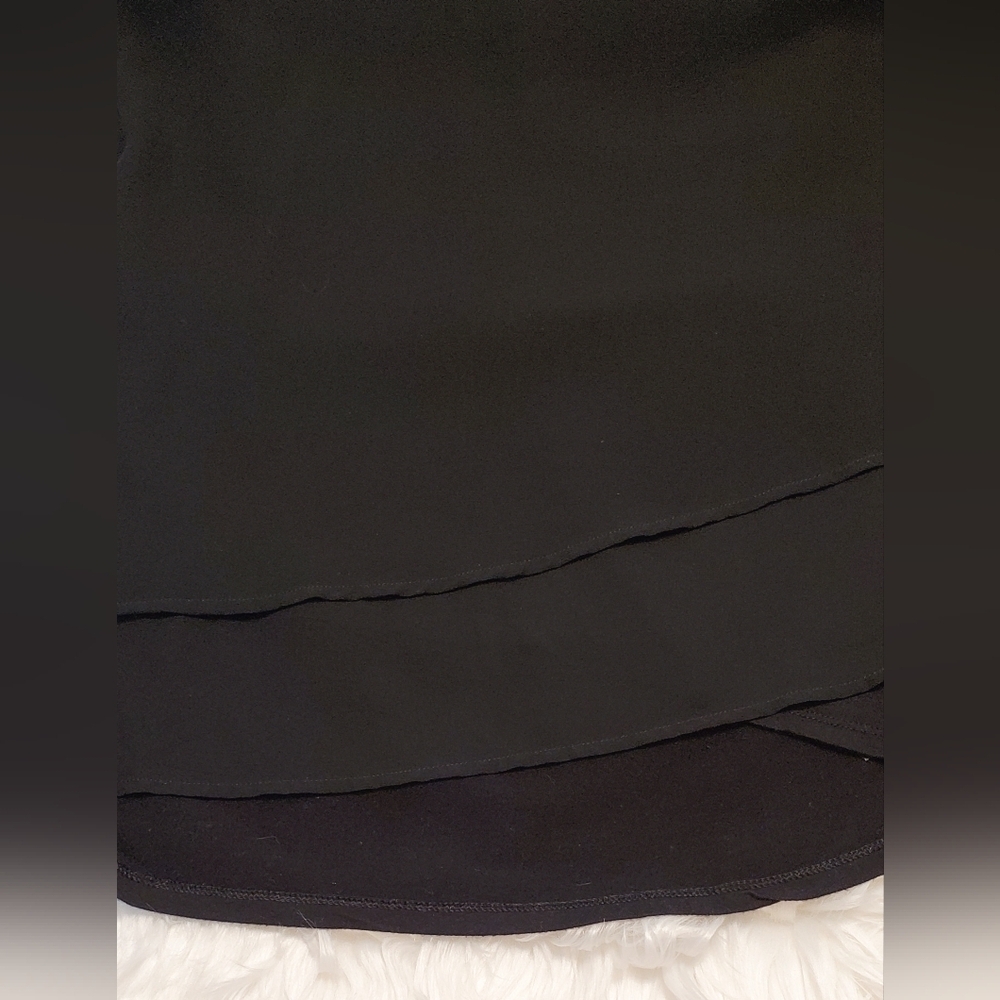 White House Black Market Sleeveless Embelished Neckline Top Black Size M - Picture 4 of 6